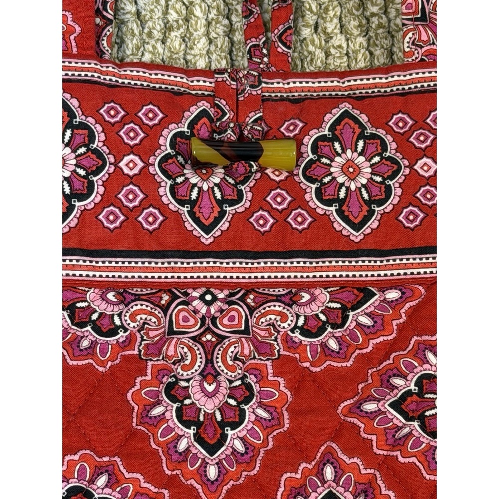 Vera Bradley Small Vera Tote/Handbag Frankly Scarlet (retired pattern) - Picture 2 of 6
